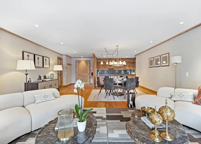 Sport Club Residences & 克莱恩 蒙塔纳